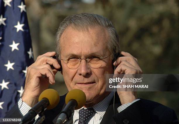 Secdef Rumsfeld 17 Defence Secretary Rumsfeld In Afghanistan For A Brief Visit Stock ...