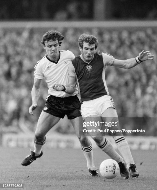 219 Manchester United 1982 Football Stock Photos, High-Res Pictures ...