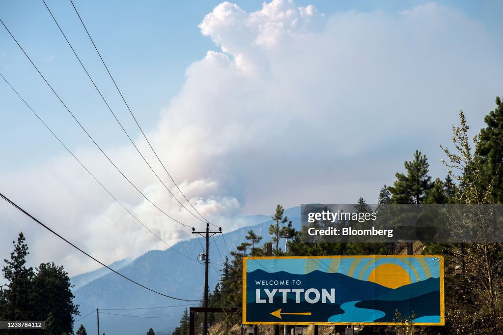 Trudeau Calls In Crisis Group As Wildfires Rage In Canada's West