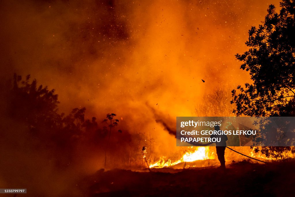 TOPSHOT-CYPRUS-WEATHER-FIRE