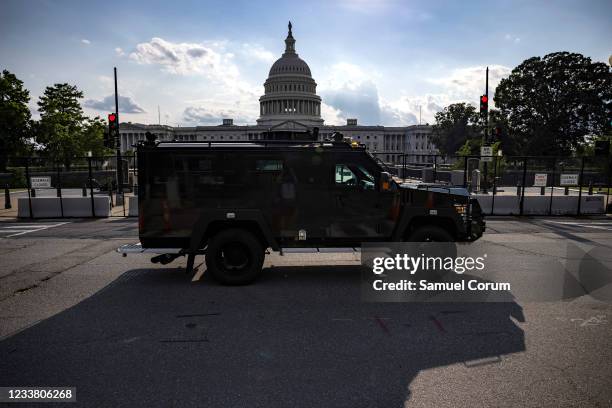 Police Perimeter Example Police Perimeter Photos and Premium High Res Pictures - Getty Images