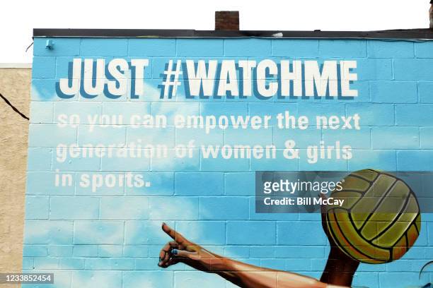 As part of its new “Just #WatchMe” campaign, Secret Deodorant partners with women athletes and artist Nicole Salgar to create murals across New York,...