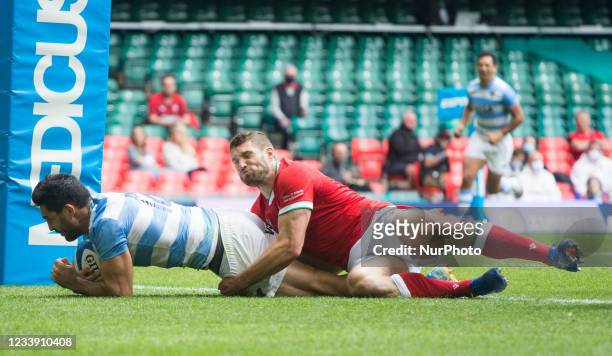 Jeronimo de la Fuente controls the ball during the 2021 Summer Internationals match between Wales and Argentina at Principality Stadium.