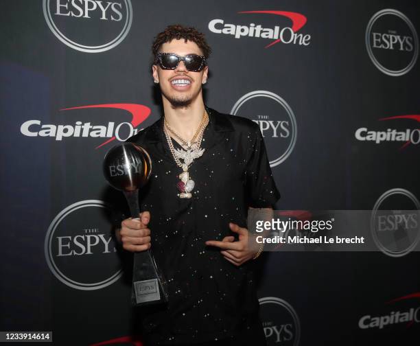 Some of the world's best athletes and biggest stars join host Anthony Mackie for "The 2021 ESPYS Presented by Capital One." The star-studded event...