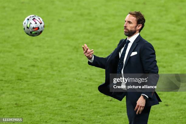 July 2021, United Kingdom, London: Football: European Championship, Italy - England, final round, final at Wembley Stadium. England's coach Gareth...