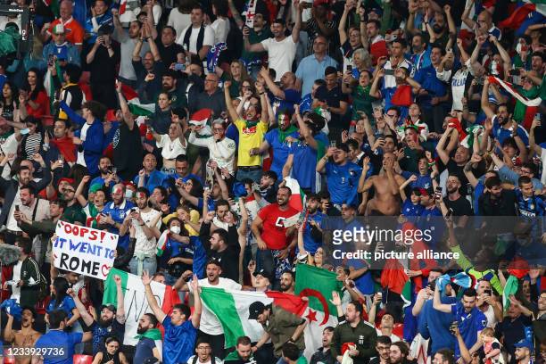 July 2021, United Kingdom, London: Football: European Championship, Italy - England, final round, final at Wembley Stadium. Fans of Italy cheer after...