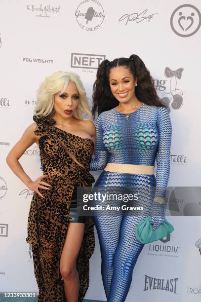 Kayla Methven and Telli Swift attend the Boxing WAGS Association Event In Support Of Autism Awareness With Brighter Future Charity - D'Telli Unisex...