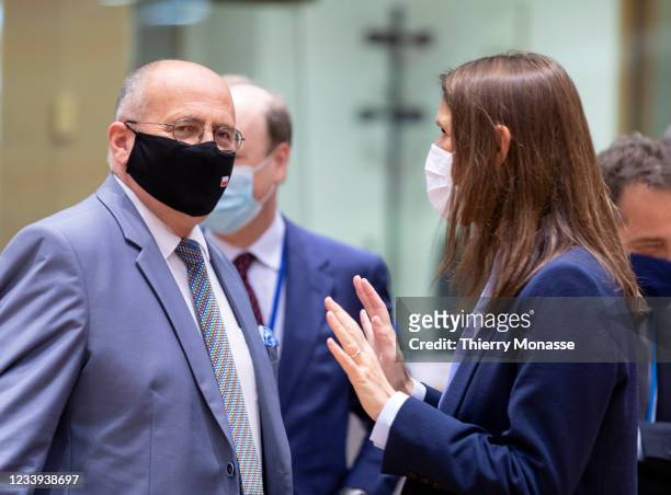 Polish Minister of Foreign Affairs Zbigniew Rau is talking with the Belgium Deputy Prime Minister of Belgium Minister of Foreign Affairs Sophie...