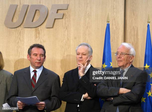 Le président de l'UDF François Bayrou, Jean-Marie Cavada, ancien patron de Radio France et tête de liste UDF dans le Sud-ouest pour les élections...