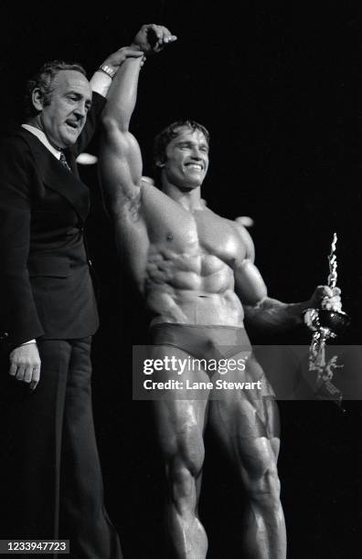 1,371 Arnold Schwarzenegger Bodybuilding Stock Photos, High-Res