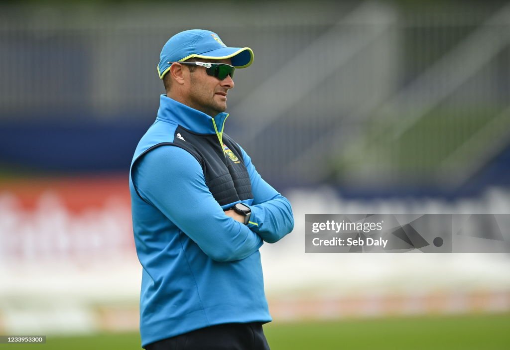Ireland v South Africa - 2nd Dafanews Cup Series One Day International