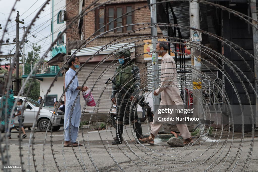 Restrictions In Kashmir On Martyr's Day