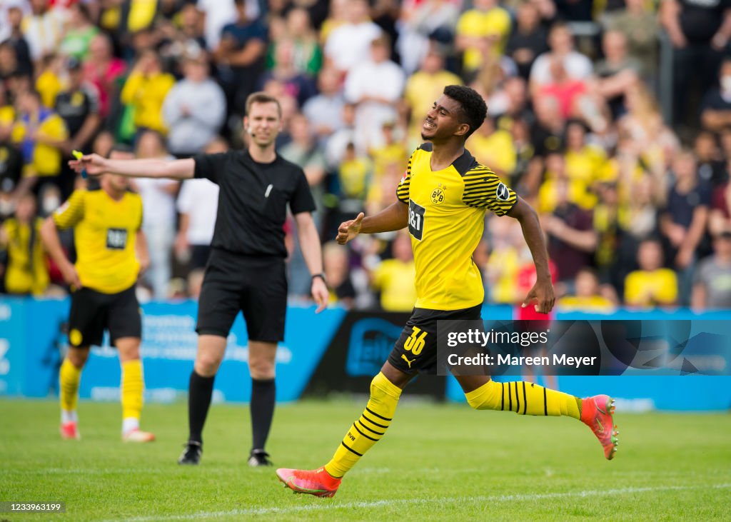 FC Giessen v Borussia Dortmund - Pre-Season Match Bundesliga