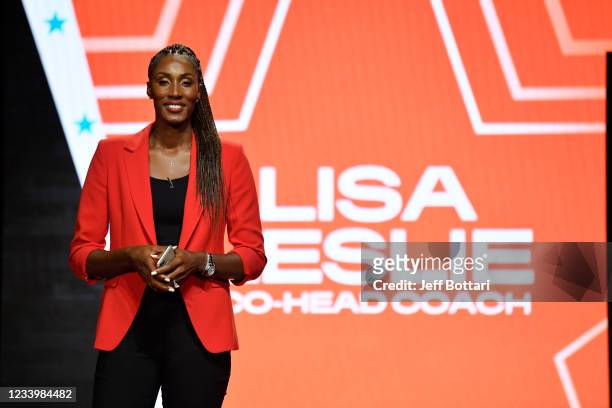 15,758 Wnba Coach Photos and Premium High Res Pictures - Getty Images
