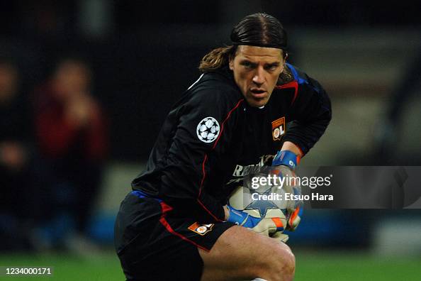AC Milan v Olympique Lyonnais - UEFA Champions League Quarter-Final 2nd Leg AC Milan v Olympique Lyonnais - UEFA Champions League Quarter-Final 2nd Leg