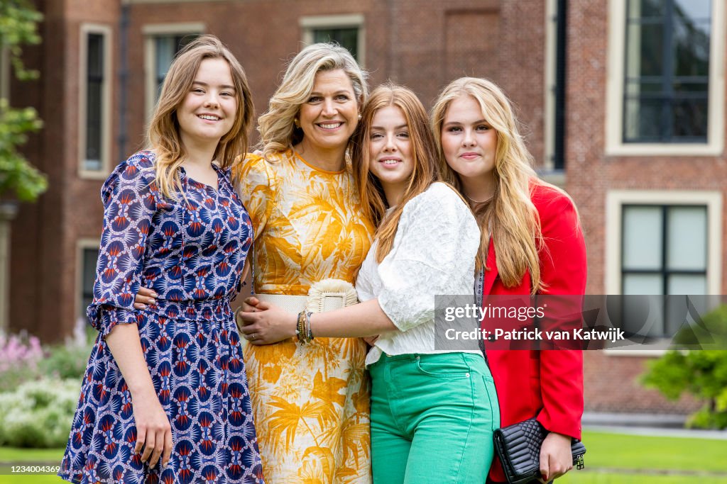 Dutch Royal Family Summer Photo Call At Huis Ten Bosch Palace