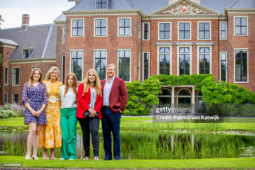 Dutch Royal Family Summer Photo Call At Huis Ten Bosch Palace