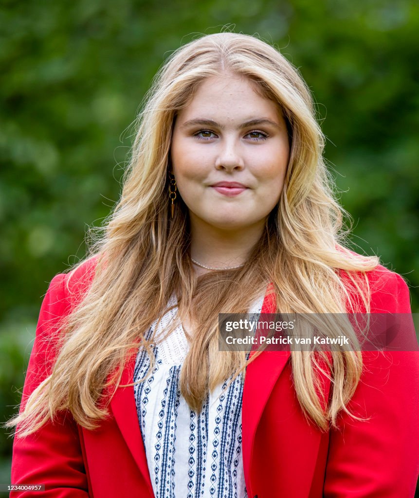 Dutch Royal Family Summer Photo Call At Huis Ten Bosch Palace