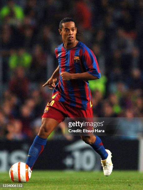 Ronaldinho of Barcelona in action during the UEFA Champions League semi final second leg match between Barcelona and AC Milan at the Camp Nou on...