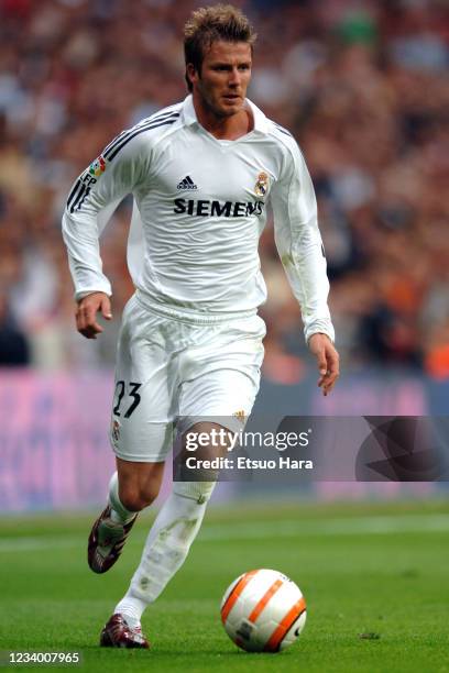 David Backham of Real Madrid in action during the La Liga match between Real Madrid and Malaga at the Estadio Santiago Bernabeu on April 23, 2006 in...