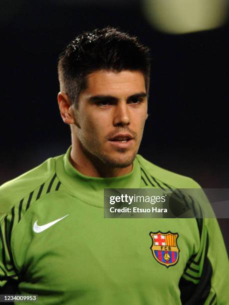Victor Valdes of Barcelona is seen during the UEFA Champions League semi final second leg match between Barcelona and AC Milan at the Camp Nou on...
