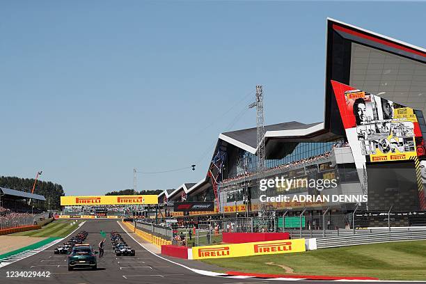 F1 Racing Startingline F1 Start Line Photos and Premium High Res Pictures - Getty Images