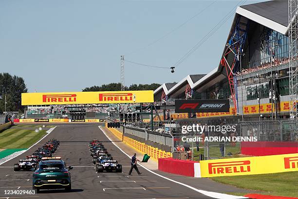 F1 Racing Startingline Formula 1 Start Line Photos and Premium High Res Pictures - Getty Images