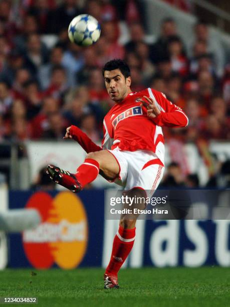 Ricardo Rocha of Benfica in action during the UEFA Champions League Quarter-final first leg match between Benfica and Barcelona at the Estadio da Luz...