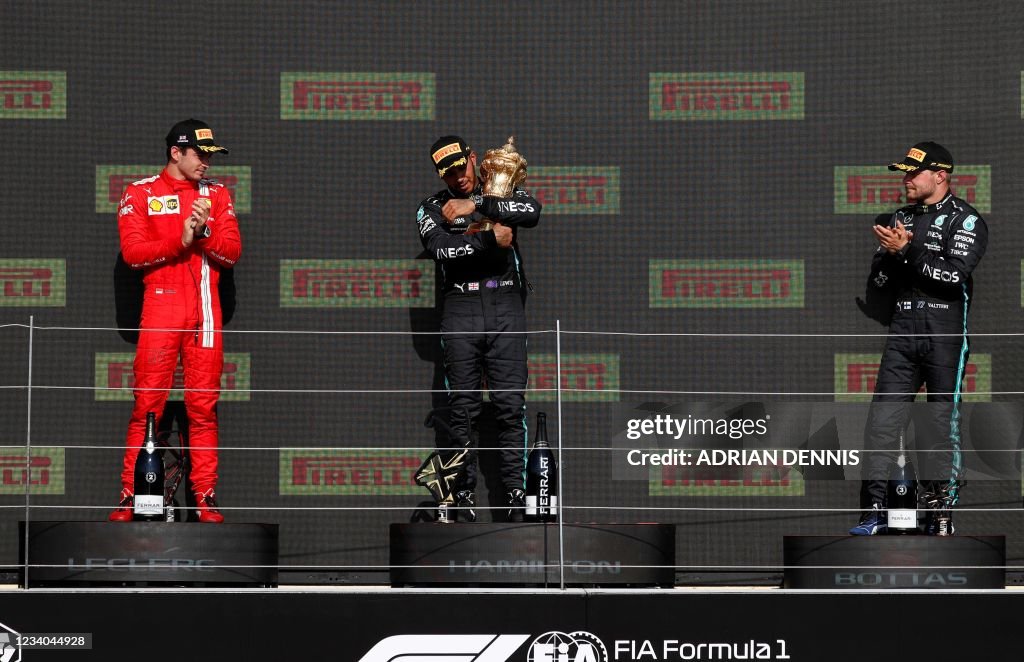 AUTO-PRIX-F1-GBR-RACE-PODIUM