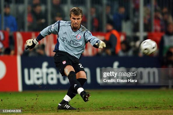 Michael Rensing Bayern Michael Rensing of Bayern Munich in action during the UEFA Champions ...