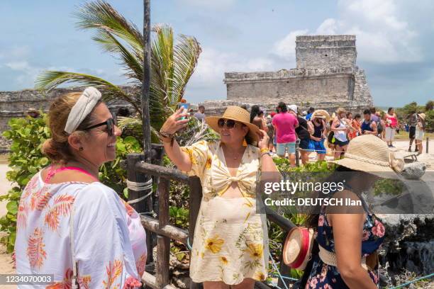 Le site touristique paradisiaque de TULUM au Mexique est gangréné par les cartels de la drogue, la corruption et les agressions sauvages : ici, une...