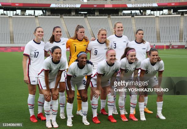 S forward Christen Press, USA's defender Crystal Dunn, USA's defender Becky Sauerbrunn, USA's midfielder Rose Lavelle, USA's defender Kelley O'Hara...
