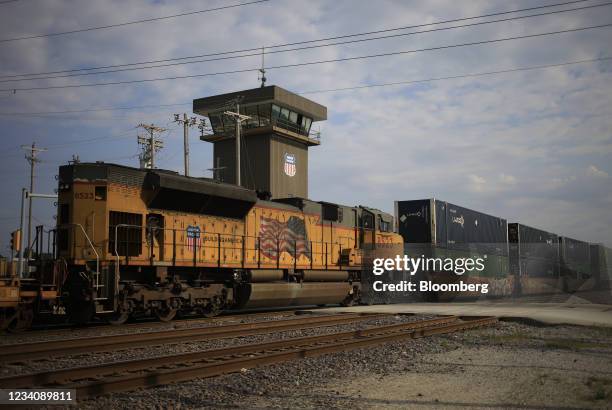 Union Pacific Container Union Pacific Corp Photos and Premium High Res Pictures - Getty Images