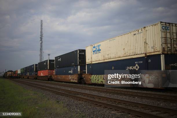 Union Pacific Container 990 Rail Intermodal Stock Photos, High-Res Pictures, and Images - Getty ...