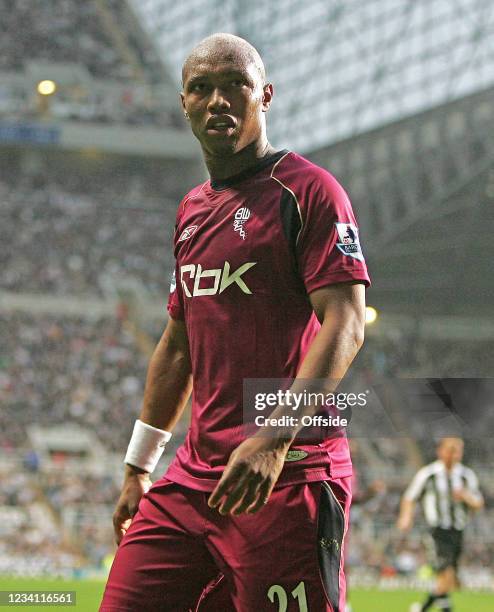 Premiership Football, Newcastle United v Bolton Wanderers, El Hadji Diouf of Bolton looks at the Newcastle Utd fans as they shout abuse at him.