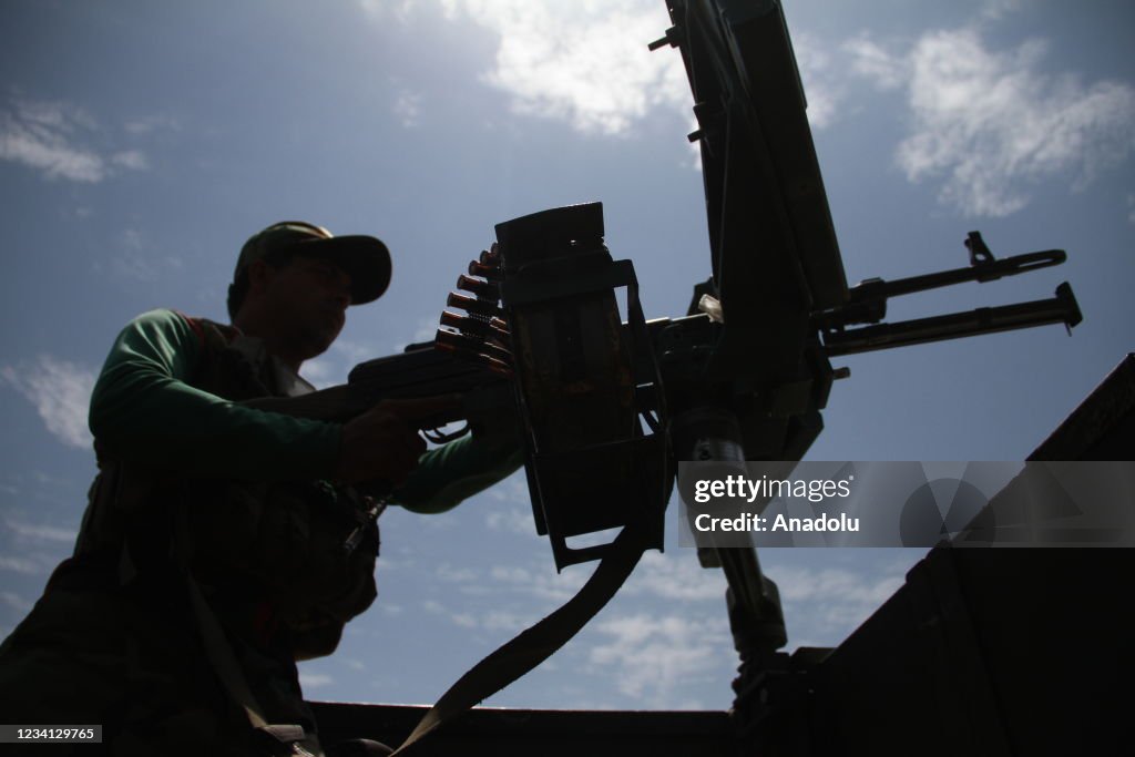 Violence resurges as Afghan govât, Taliban swap control of districts