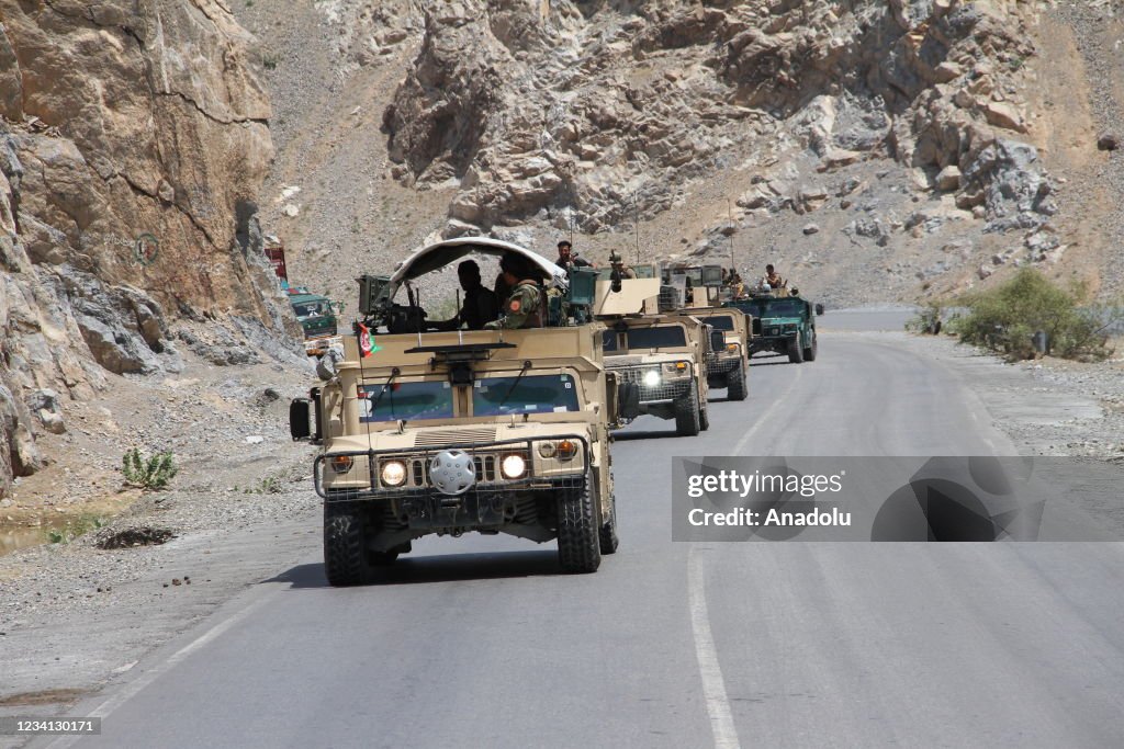 Violence resurges as Afghan govât, Taliban swap control of districts