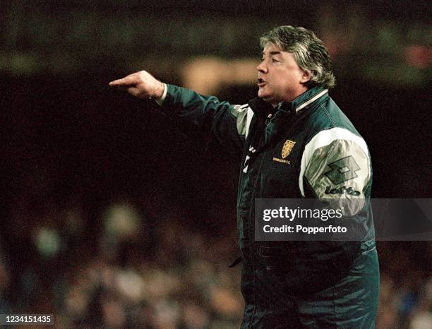 Wimbledon manager Joe Kinnear issues instructions during the FA Carling Premiership match between Leicester City and Wimbledon at Filbert Street on...