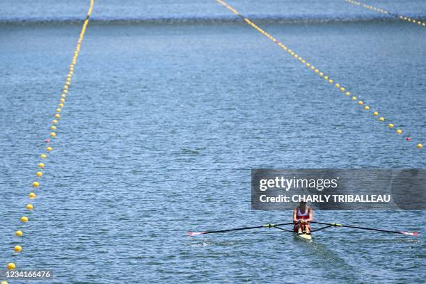 Canada's Carling Zeeman competes in the women's single sculls quarterfinal during the Tokyo 2020 Olympic Games at the Sea Forest Waterway in Tokyo on...