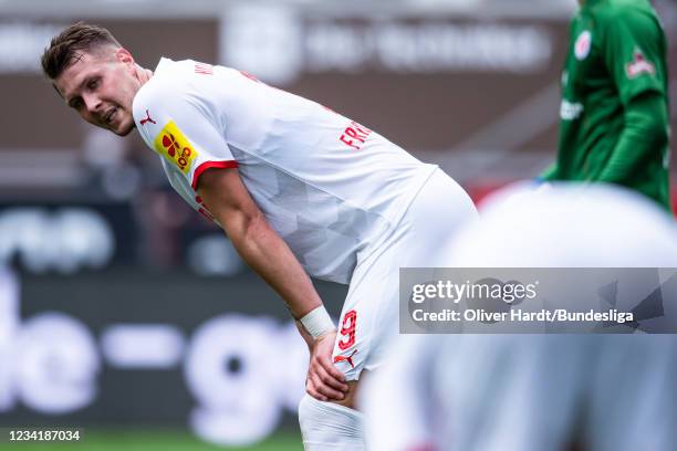 Holmbert Aron Fridjonsson of Holstein Kiel looks dejected during the Second Bundesliga match between FC St. Pauli and Holstein Kiel at Millerntor...