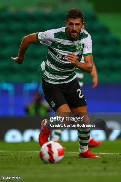 Paulinho of Sporting CP controls the ball during the Pre-Season Friendly match Cinco Violinos Trophy between Sporting CP and Olympique Lyonnais at...