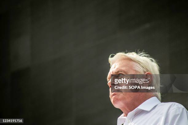 David Icke delivers a speech during the protest. Protesters gather in central London to show their dismay against covid restrictions, vaccine...