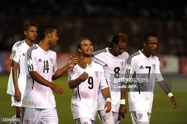 72 El Salvador And Dominican Republic National Stock Photos, HighRes