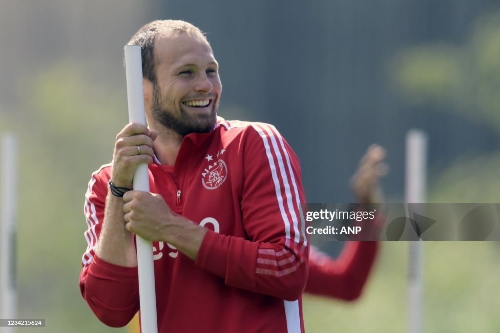 Pre-Season Friendly"FC Bayern Munchen v Ajax Amsterdam"