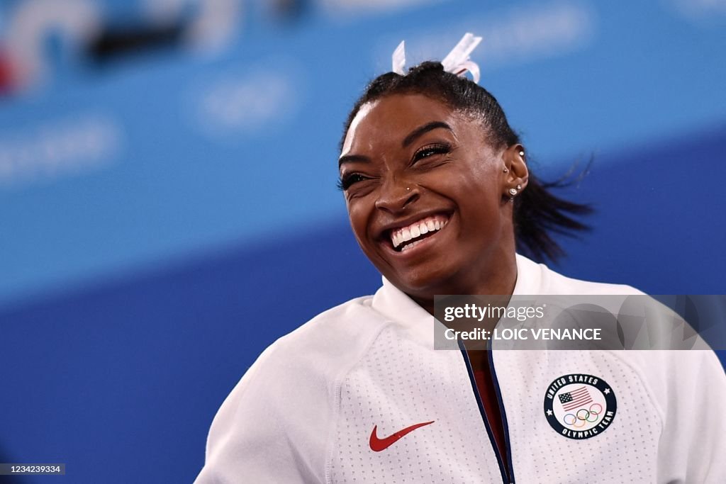 TOPSHOT-GYMNASTICS-OLY-2020-2021-TOKYO-PODIUM