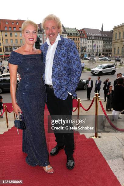 Thomas Gottschalk and his partner Karina Mross during the opera for all concert "Tristan und Isolde" as part of the Munich Opera Festival 2021 at...