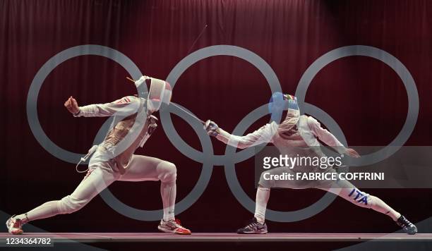 This multiple exposure picture show Italy's Daniele Garozzo compete against Egypt's Alaaeldin Abouelkassem in the men's team foil classification 5 -...