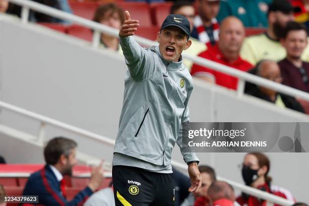 Chelsea's German head coach Thomas Tuchel gestures on the touchline during the pre-season friendly football match between Arsenal and Chelsea at The...