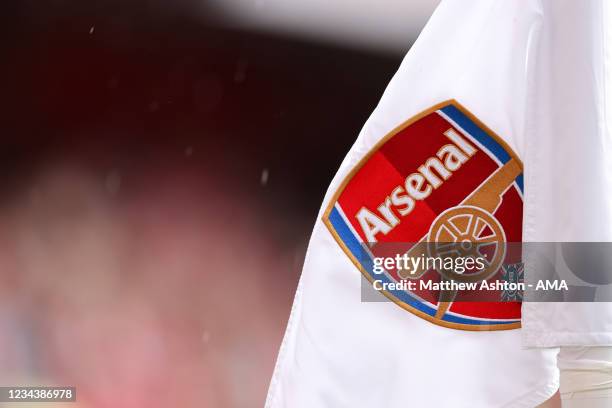 General view of the Arsenal badge on a corner flag during Arsenal v Chelsea: The Mind Series at Emirates Stadium on August 1, 2021 in London, England.