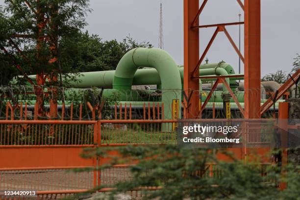 Pipelines of the Vadinar Refinery complex operated by Nayara Energy Ltd. Near Vadinar, Gujarat, India, on Sunday, Aug. 1, 2021. Indian pump prices...